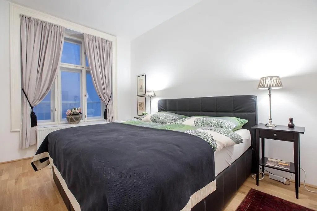 Apartment Schottenring Vienna